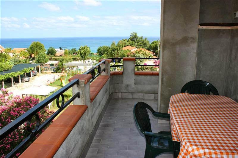 Case Vacanze Giardino Parghelia Kültér fotó