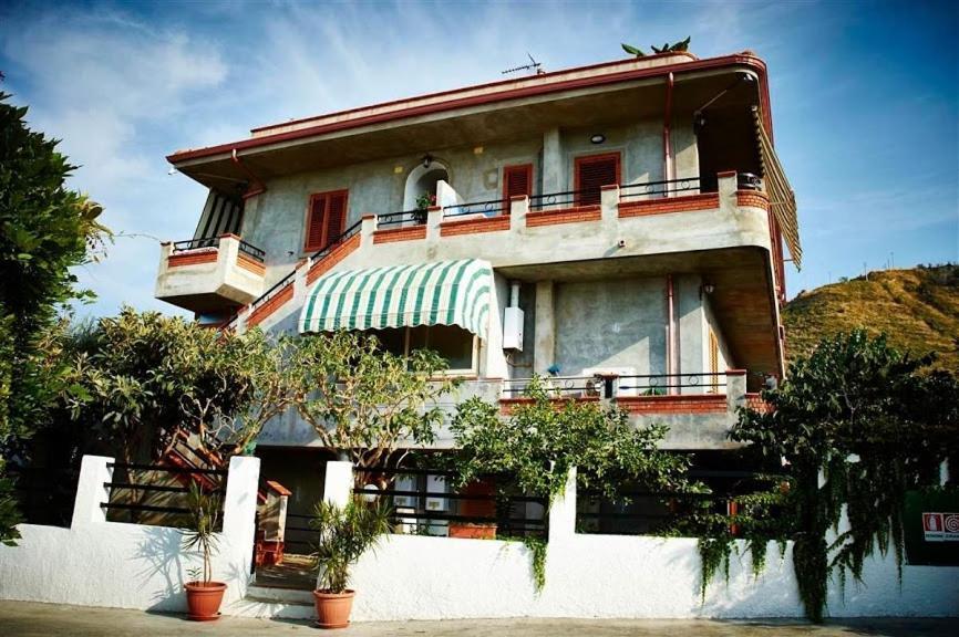 Case Vacanze Giardino Parghelia Kültér fotó